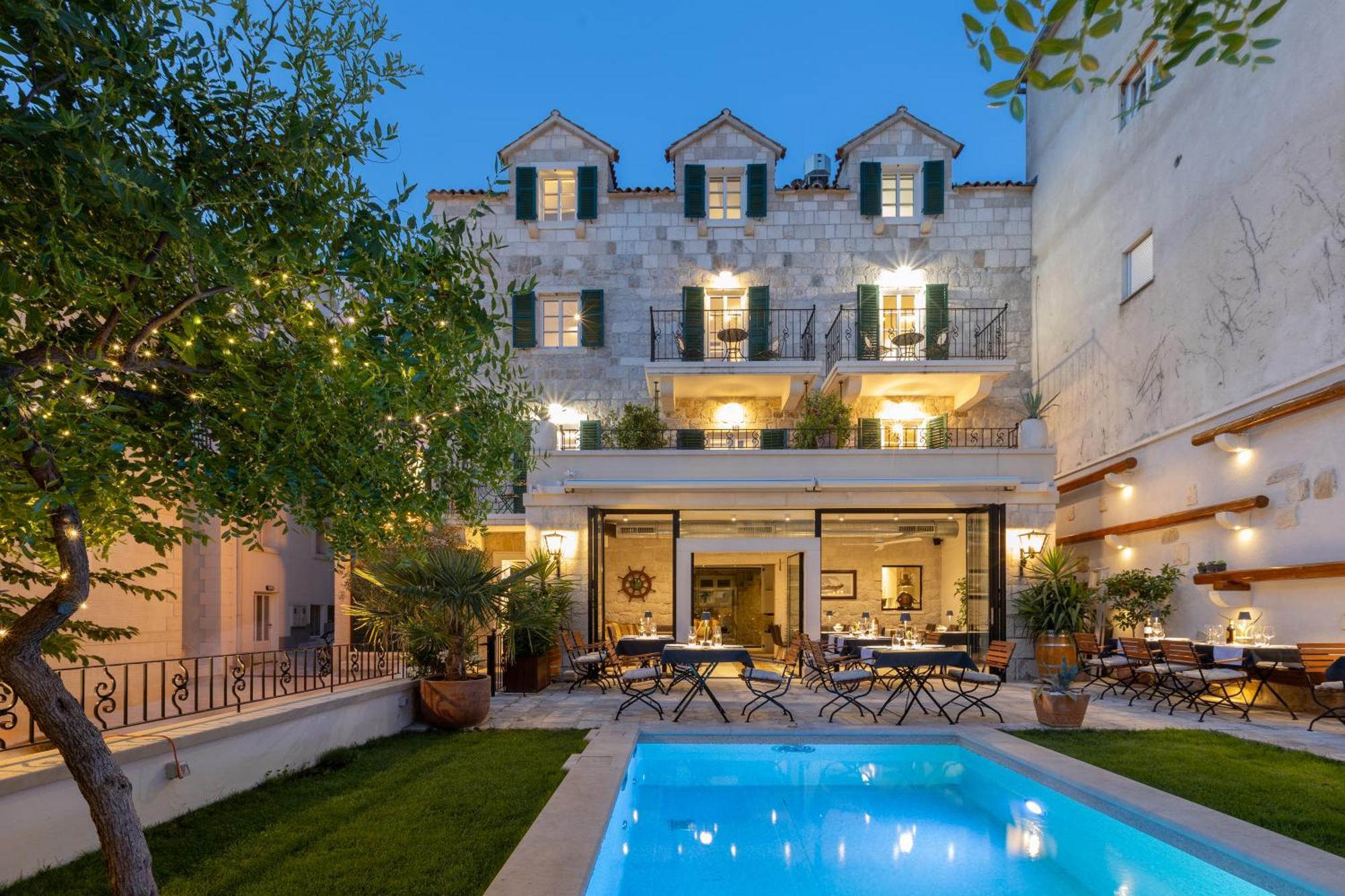 New - Casa Columba - 4 Star Design Boutique Hotel With Outdoor Pool & Private Garden (Adults Only) ماكارسكا المظهر الخارجي الصورة