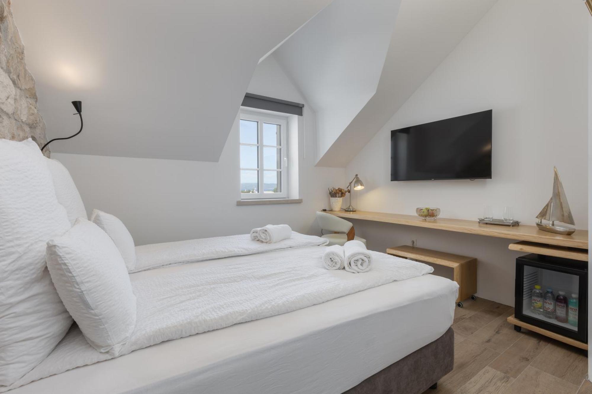New - Casa Columba - 4 Star Design Boutique Hotel With Outdoor Pool & Private Garden (Adults Only) ماكارسكا المظهر الخارجي الصورة