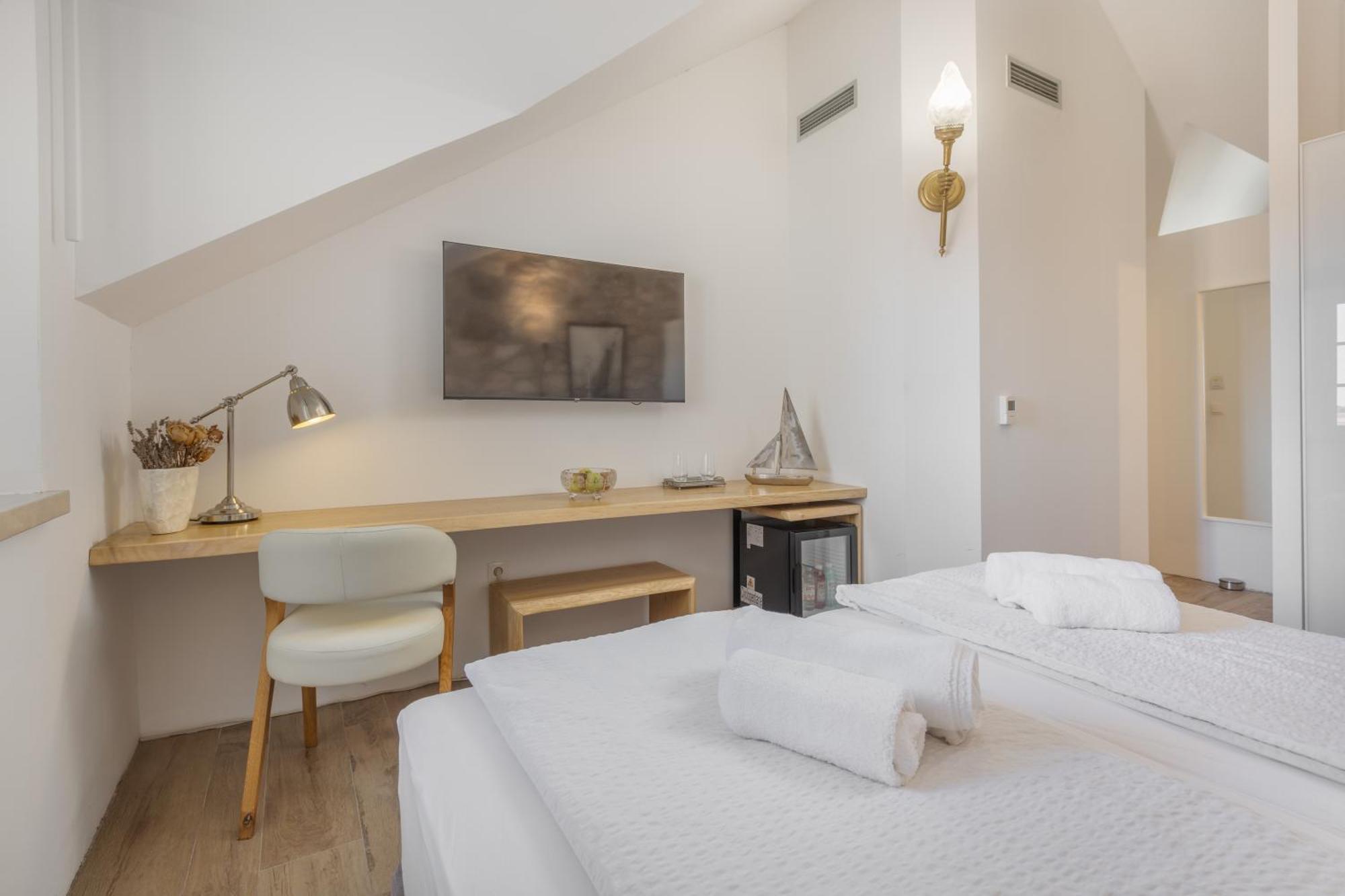 New - Casa Columba - 4 Star Design Boutique Hotel With Outdoor Pool & Private Garden (Adults Only) ماكارسكا المظهر الخارجي الصورة
