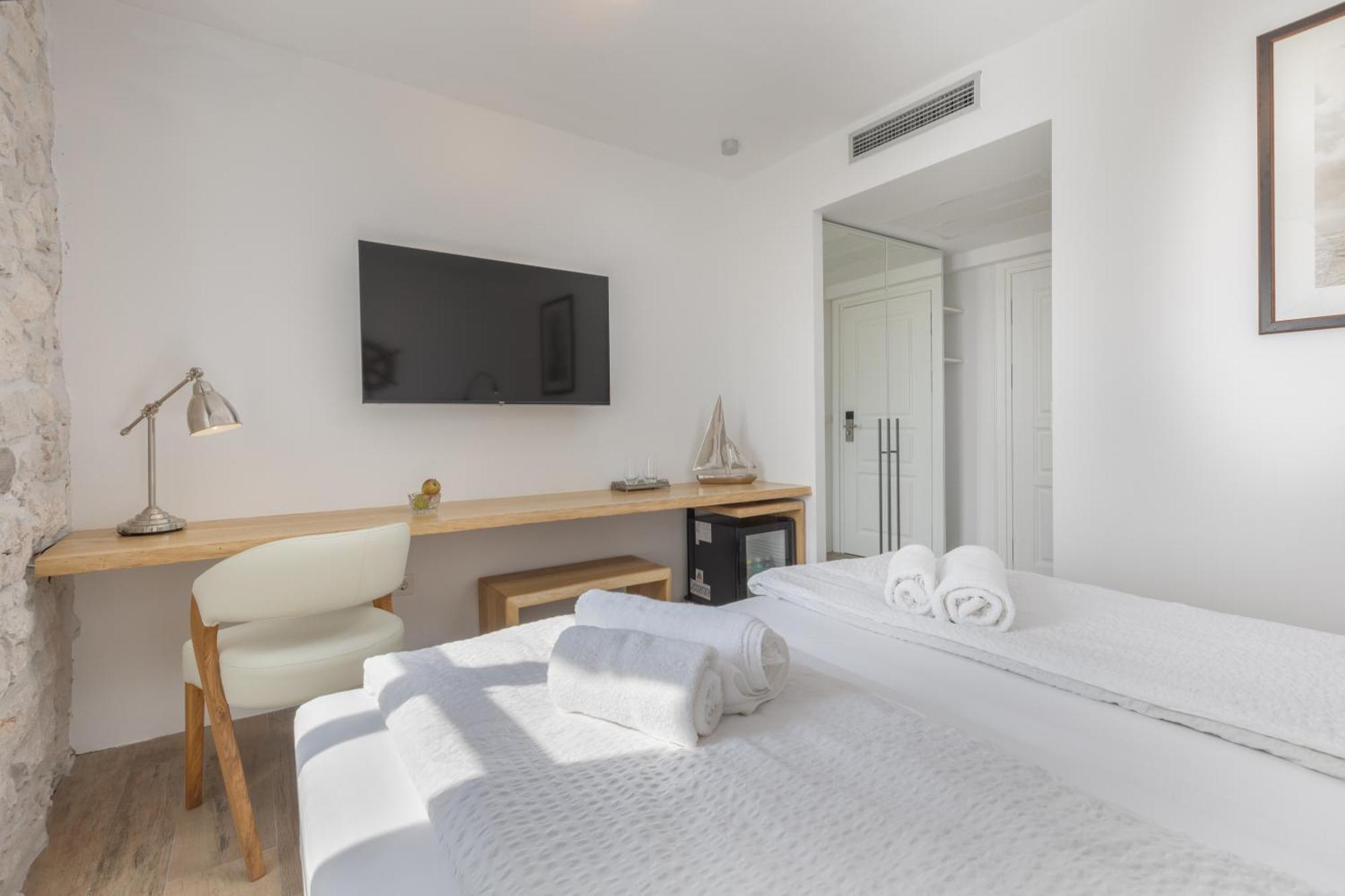 New - Casa Columba - 4 Star Design Boutique Hotel With Outdoor Pool & Private Garden (Adults Only) ماكارسكا المظهر الخارجي الصورة