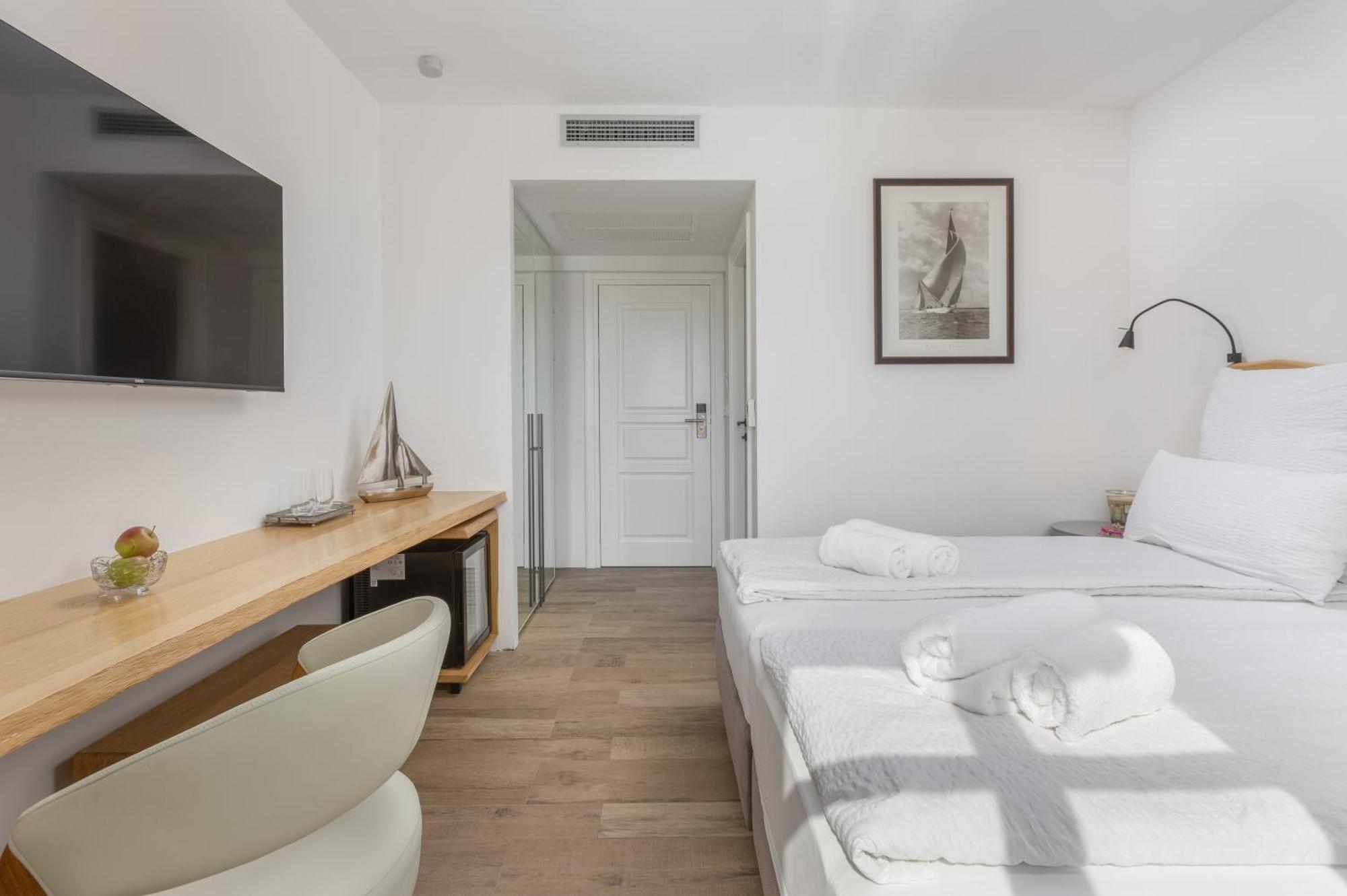 New - Casa Columba - 4 Star Design Boutique Hotel With Outdoor Pool & Private Garden (Adults Only) ماكارسكا المظهر الخارجي الصورة