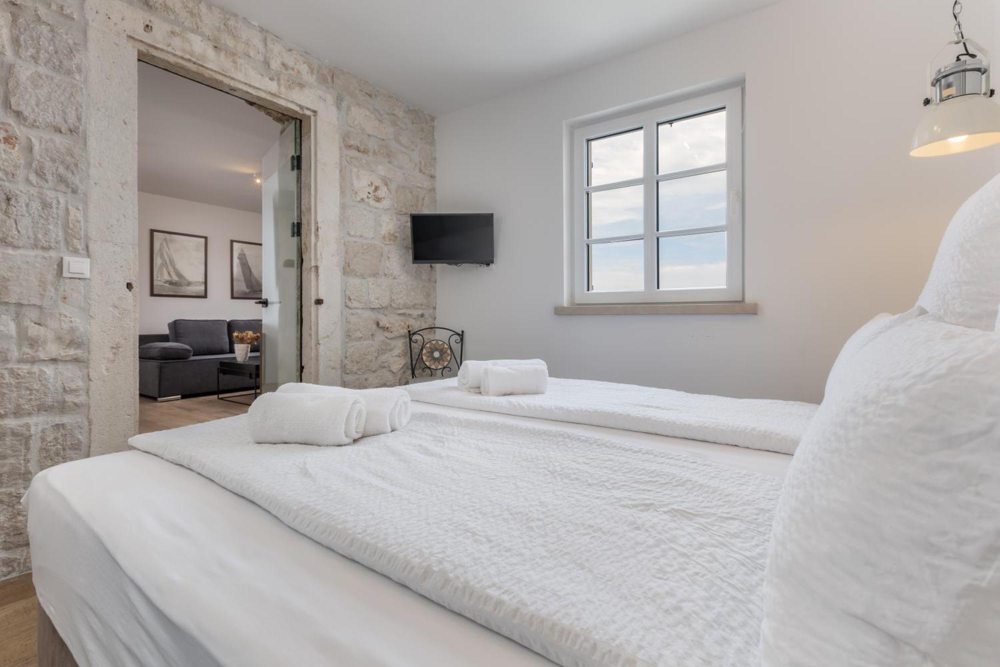 New - Casa Columba - 4 Star Design Boutique Hotel With Outdoor Pool & Private Garden (Adults Only) ماكارسكا المظهر الخارجي الصورة
